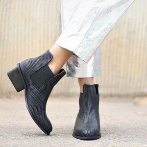 Chic ankle booties - small designer